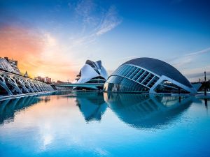 City Of Arts And Sciences - Valencia - by William Warby - Wikimedia